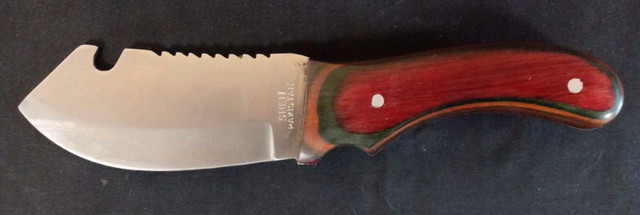 HUNTING KNIFE WITH GUTHOOK WOODEN HANDLE LEATHER CASE in Hobbies & Crafts in Belleville - Image 3