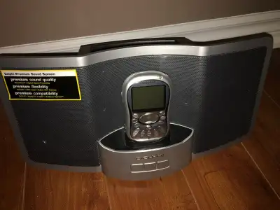 Delphi premium sound system model sa10221 for Xm satellite new never used. Pick up Bathurst and stee...