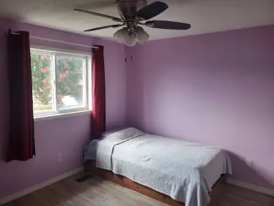 The room is located 10 minutes drive from Darlington-OPG. Room - $250/weekly All utilities included:...