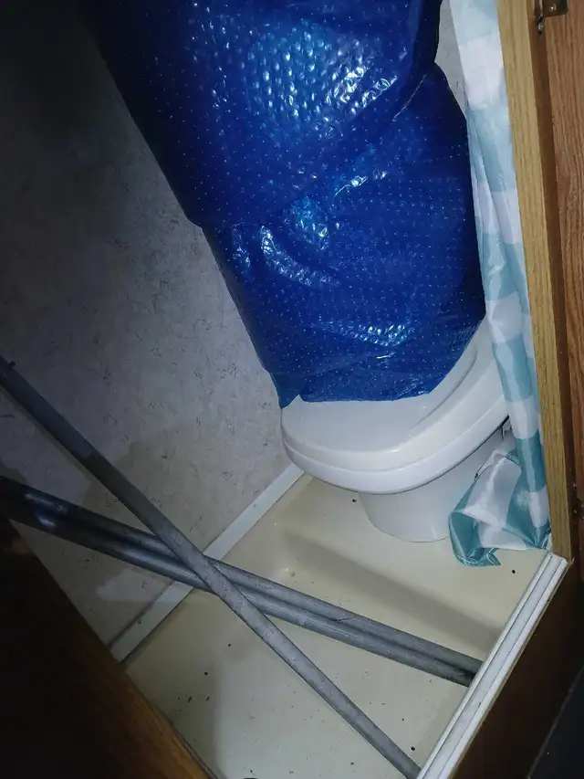 roulotte in RVs & Motorhomes in West Island - Image 5