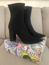 BRAND NEW Jeffrey Campbell Siren Ankle Boot