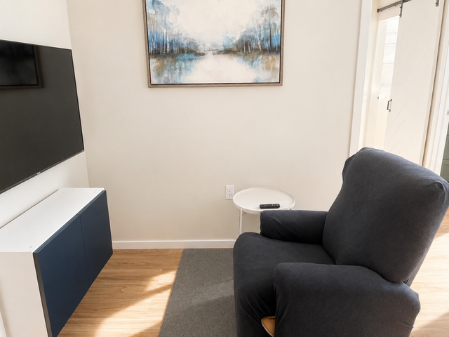 All-Inclusive Executive Apartment in New Build: Fully Furnished in Long Term Rentals in Cape Breton - Image 10
