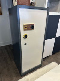 Fireproof safety deposit box / security / heavy duty /  Mississauga / Peel Region Toronto (GTA) Preview