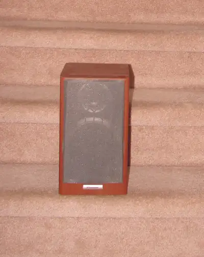 * * Pioneer Speaker * *, View more