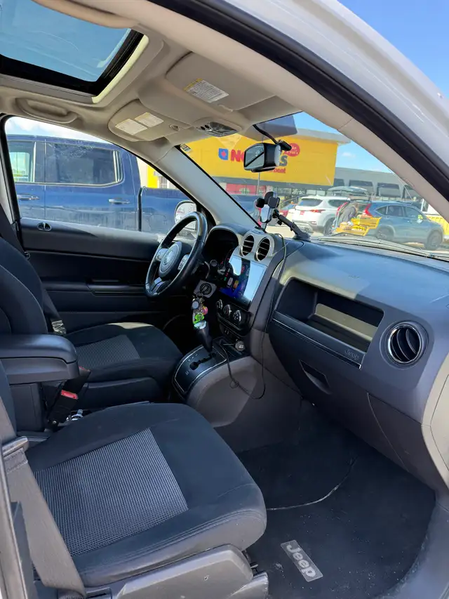 2011 Jeep Compass North ·4WD · CarPlay · Heated Seats in Cars & Trucks in Calgary - Image 10