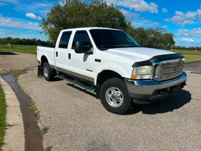 2003 Ford F-350 - 7.3 liter Diesel 4X4 with 149,050 Kms. 2nd owner but, owned for 22 years. Very cle...
