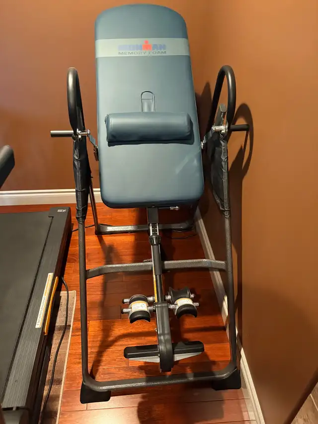 Ironman Inversion Table483716018534492160