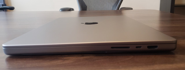 16-inch MacBook Pro with Apple M1 Pro Chip in Laptops in Hamilton - Image 2