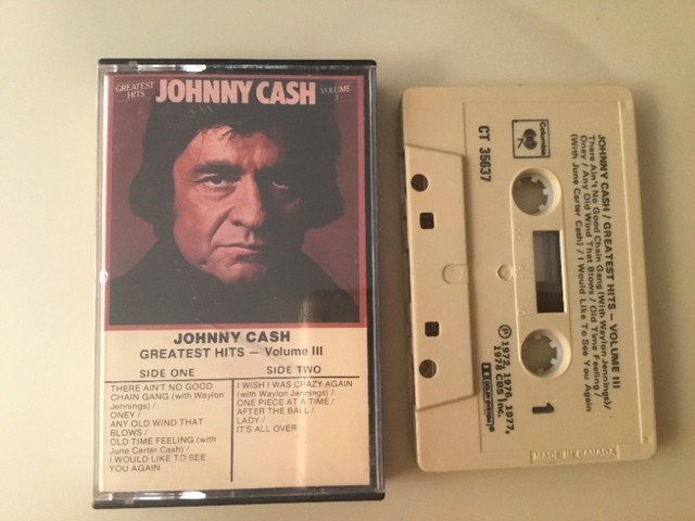 4 Vtg Johnny Cash Audio Cassette Johnny Cash Is Coming to Town in CDs, DVDs & Blu-ray in Ottawa - Image 4