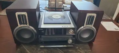 Philips bookshelf stereo , View more