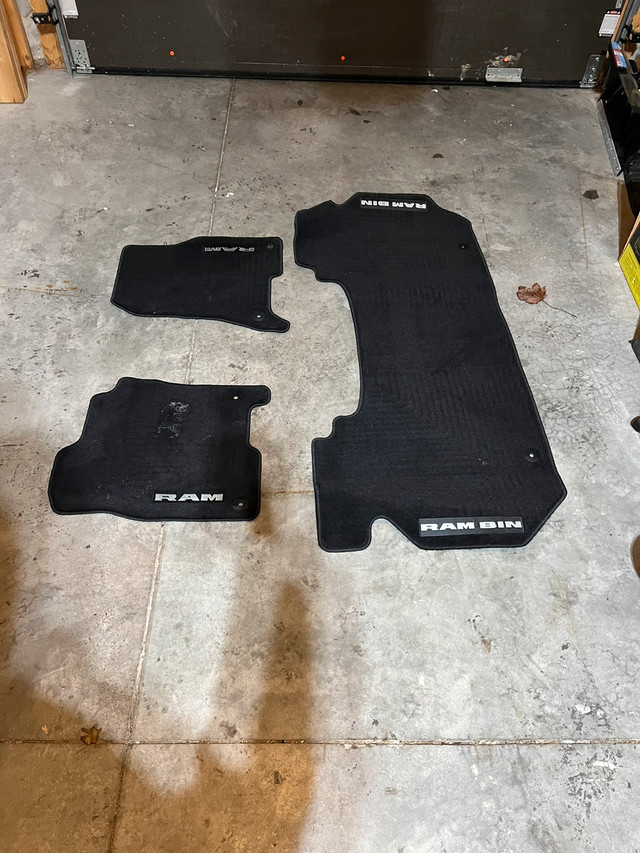 2020-2022 Ram 1500 Quad Cab 1st & 2nd row carpet mats! in Other Parts & Accessories in Kingston - Image 4