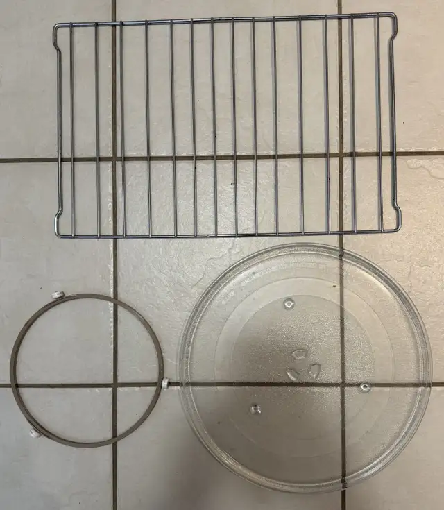 Microwave Plate, Ring, Rack in Microwaves & Cookers in Mississauga / Peel Region - Image 2