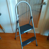 Cosco Folding Steel Step Ladder / Stool