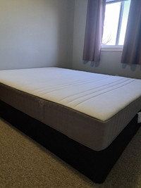 Queen mattress & boxspring