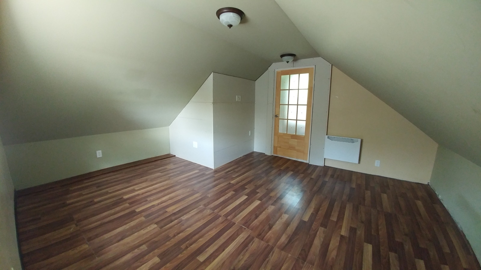 Maison de campagne à louer – Terrain boisé, piscine et intimité — photo 3