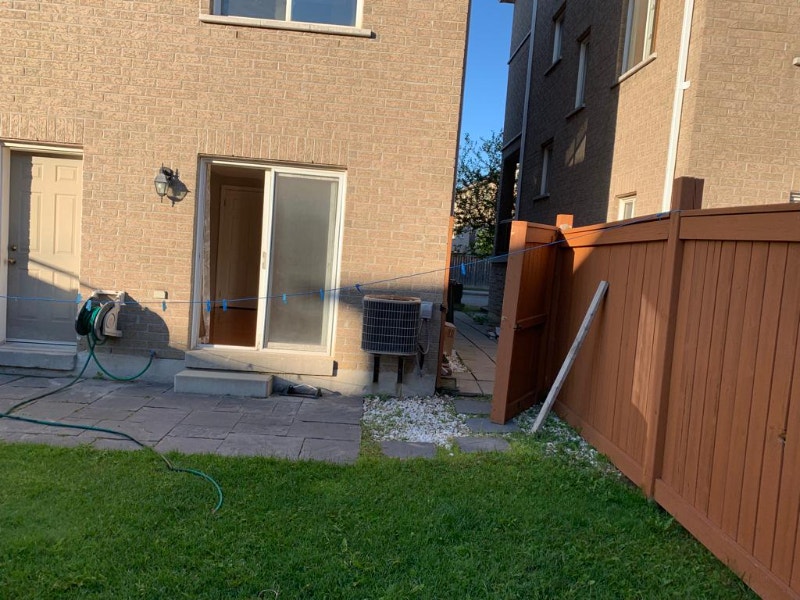 Walkout Basement For Rent (1 Female only) Long Term Rentals