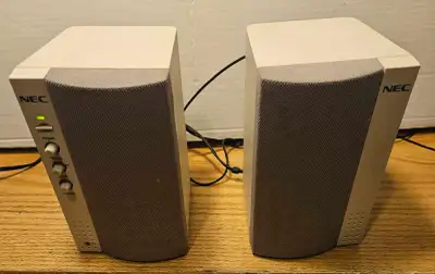 NEC Electronics Computer Speakers For your Laptop or Desktop Works Great with a very rich sound