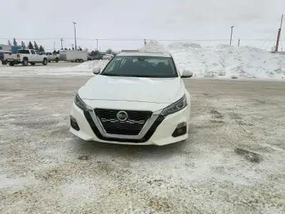 2020 Nissan Altima 2.5 AWD Platinum Top Trim | Clean & Reliable VIN: 1N4BL4FW2LN312093 Selling my 20...