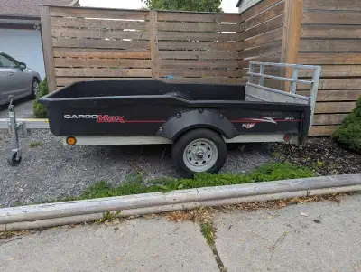 Bought new approximately 4 years ago. Inside measurements are 57" wide x 96". Will fit a 4x8 sheet....