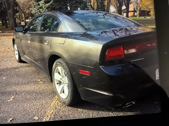 2013 Dodge Charger 597791492371261444