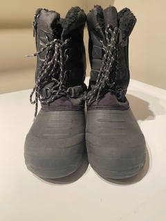 PRICE DROP-Boys Youth Arctic Tracks Winter Boots/Size 6-LIKE NEW, View more