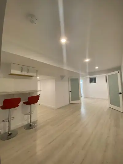 ALL INCLUSIVE MODERN 1BED+DEN/OFFICE