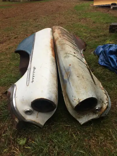Mid 50s Oldsmobile fenders. Passenger side is mint condition, drivers side not so much but very usea...
