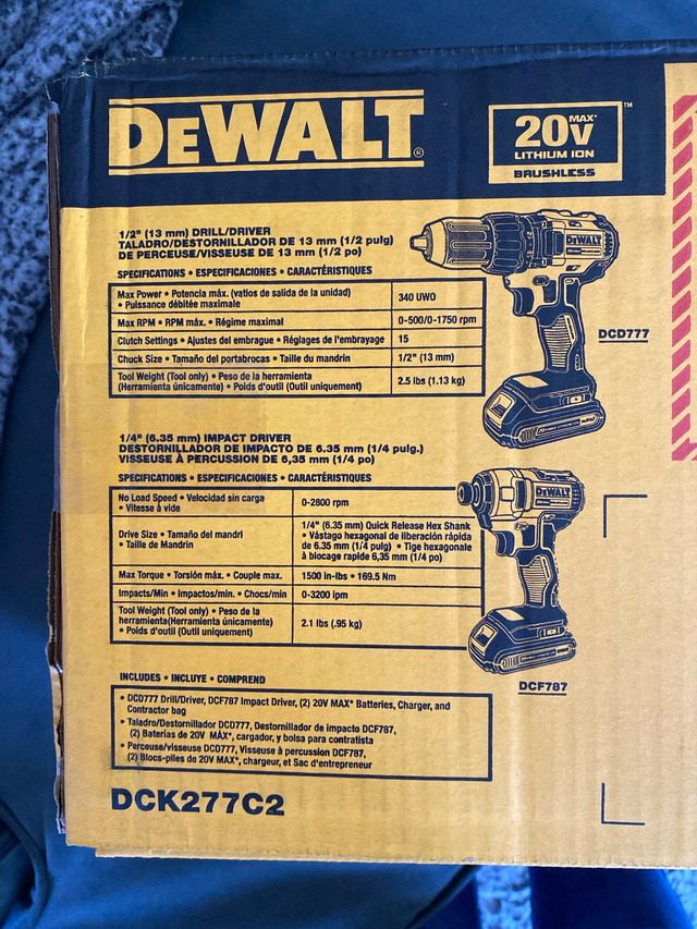 Dewalt brushless 2 tool combo drill kit.  in Power Tools in La Ronge - Image 3