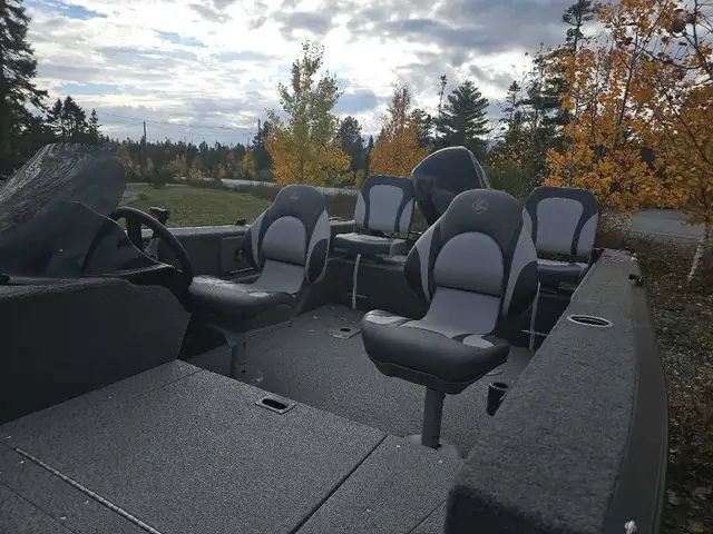 2016 Legend XTR 16SC in Powerboats & Motorboats in Bedford - Image 3