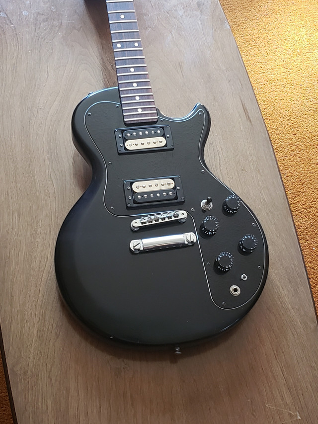 1980 Gibson Sonex 180 Standard in Guitars in Ottawa