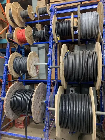 fils nmwu 12/2 et 10/2 breaker a spa siemen neuf tous au même prix 219$ + tx st Etienne de Lauzon (l...