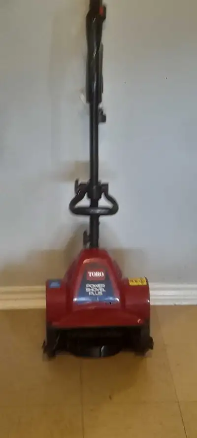TORO Snow Shovel, View more