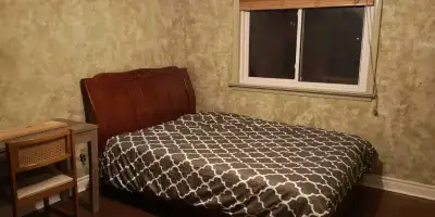 Bedroom available for rent at sheppard/Kennedy. Walk distance to Walmart. no frills. banks first flo...