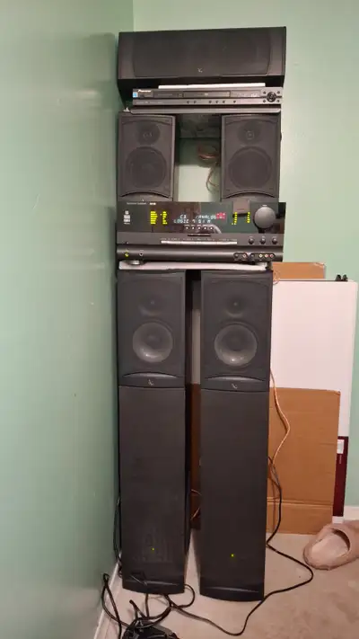Tower speakers  system  ( Infinity rs8 power Amplifier), View more