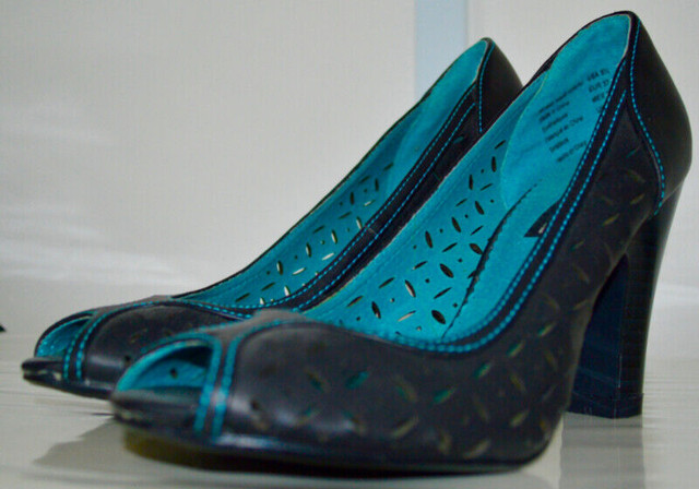Brand New Women's American Eagle Peep Toe Pumps/Heels/Shoes 5.5 in Women's - Shoes in City of Toronto - Image 4