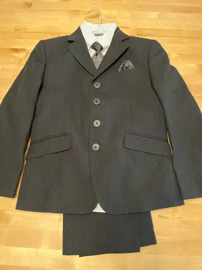 Kids suit set, View more