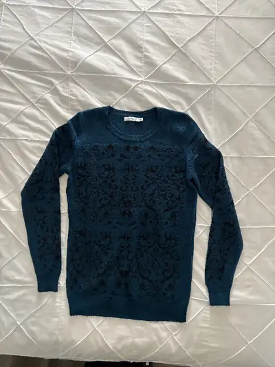 Ricki’s sweater, View more