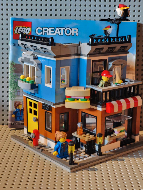 Lego CREATOR 31050 Corner Deli dans Jouets et jeux  à Longueuil/Rive Sud