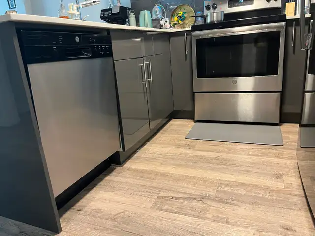 2 Bed 1 Bath apartment on Pembina highway in Long Term Rentals in Winnipeg - Image 8