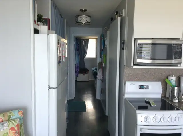 1 BED/1 BATH OCEAN FRONT CONDO on OAHU w/ AMAZING SUNSETS in Hawaii in Canada - Image 6