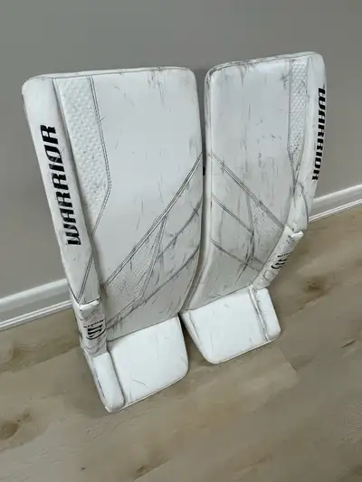 34" Warrior Ritual G7 RTL Goalie Leg Pads (Used), View more