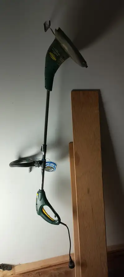 Yardworks 6A 15in Speed:8K r/min Cutting:String