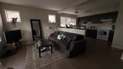 Looking for female roommates to fill private, unfurnished bedrooms in a spacious 3-bedroom, 2.5-bath...