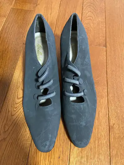 women’s grey shoes, View more