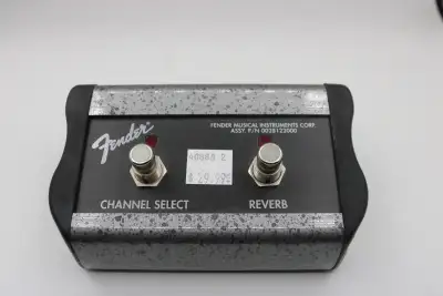 Fender 2-Button Footswitch, Acoustic Pro/SFX, Black (#40888-1), View more