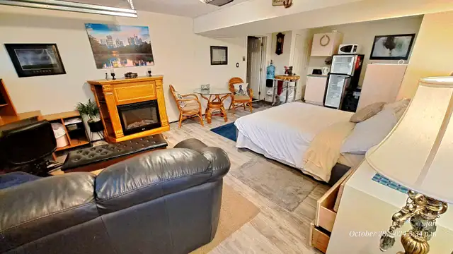 Private studio room for rent in Room Rentals & Roommates in Peterborough - Image 3