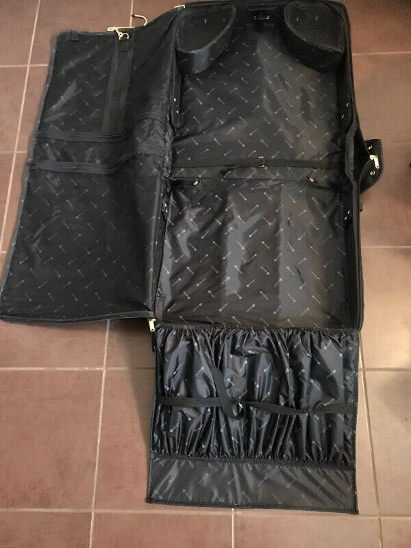 Delsey Black Garment Luggage With Wheels in Other in Calgary - Image 4