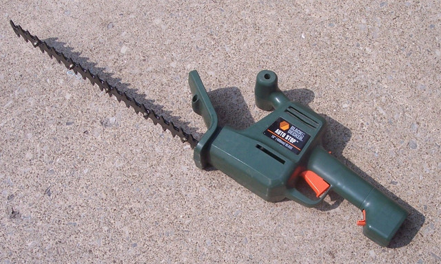 Hedge Trimmer in Outdoor Tools & Storage in St. Catharines - Image 4