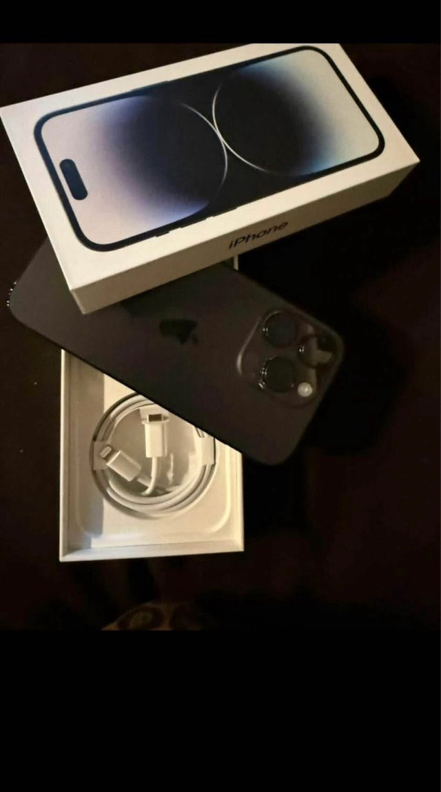 iPhone 14 Pro 256GB in Space Black ‏In excellent condition in Cell Phones in Regina - Image 3