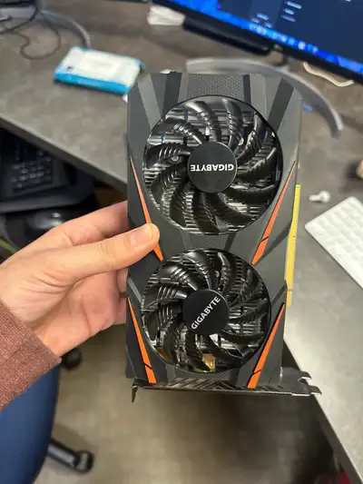 GIGABYTE Radeon RX 460 WINDFORCE OC 2GB GV-RX460WF2OC-2GD Chipset Manufacturer AMD Memory Size 2GB H...
